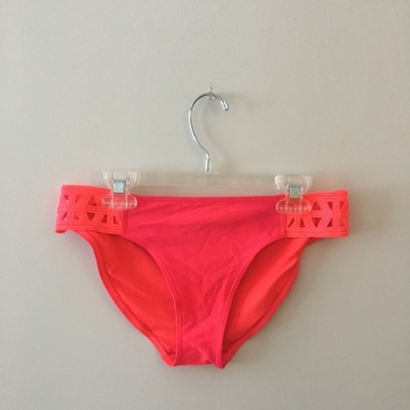 Halter Bikini Top and Bottom Bundle aerie - Picture 2 of 2